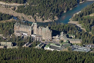 Blick vom Sulphur Mountain zum Banff Spring Hotel