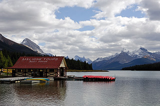 Maligne Lake